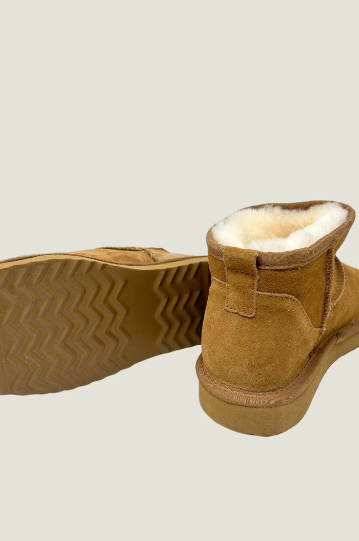 Mini Sheepskin Boot | Tan - Aspiga