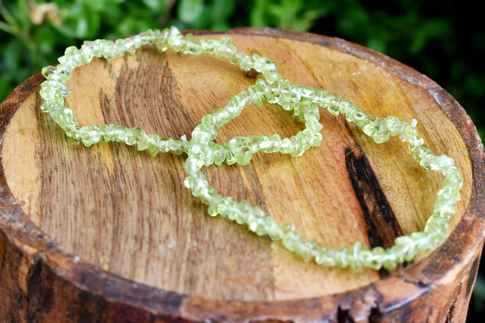 Natural Peridot Chip Bracelets, Loose Crystal Gemstone Chip Bracelets ~ Healing Chip Bracelet