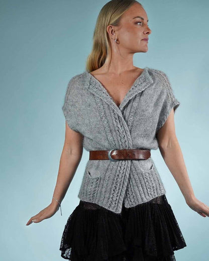 AIKO CAPE, knitting pattern Knitting patterns Önling - Katrine Hannibal