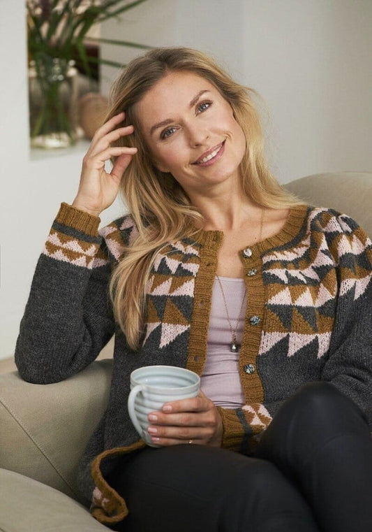 Alfdis cardigan by Önling, knitting pattern
