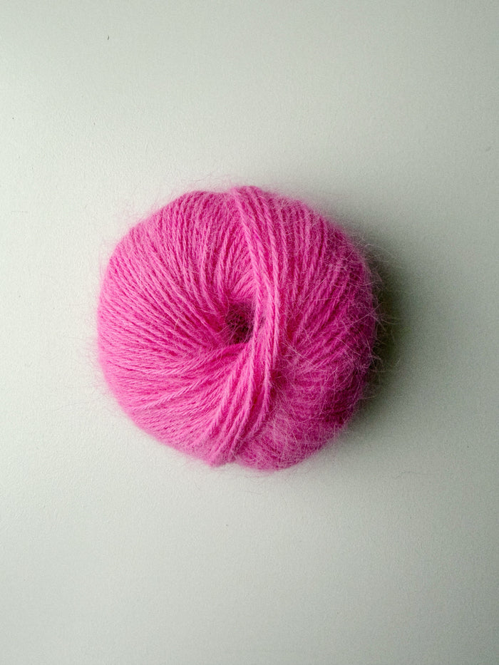 Pink 527
