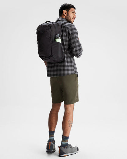 b0789_o4w_axon_everyday_backpack_25l_b_1743632747000