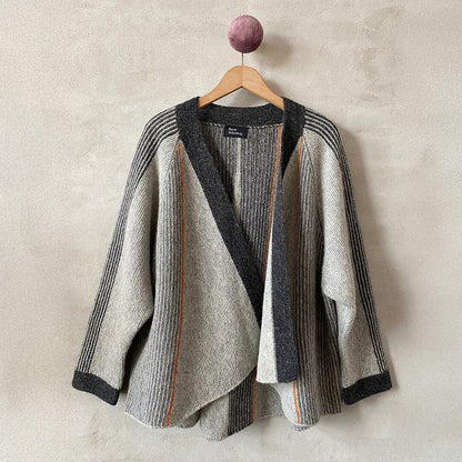 Ballerina jacket in 4 colors by Hanne Falkenberg, No 20 knitting kit