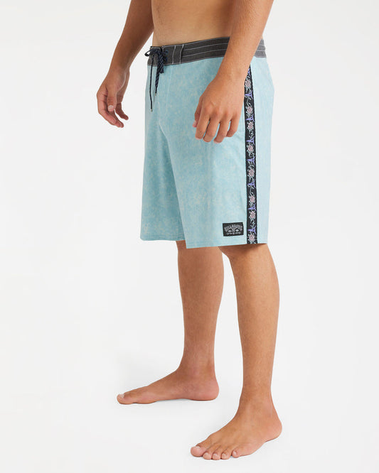 מכנס גלישה BILLABONG Pro 19” Boardshorts לגברים