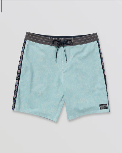 מכנס גלישה BILLABONG Pro 19” Boardshorts לגברים