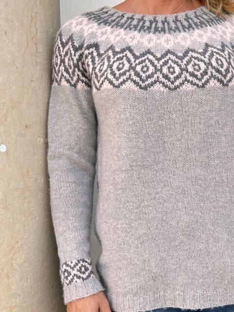 Björk Sweater, No 3 knitting kit
