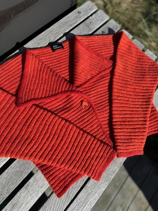 Butterfly short jacket by Hanne Falkenberg, knitting pattern Knitting patterns Hanne Falkenberg