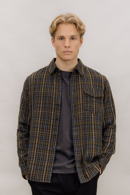 Urban Pioneers Male Carew Shirt SHIRT OLIVE