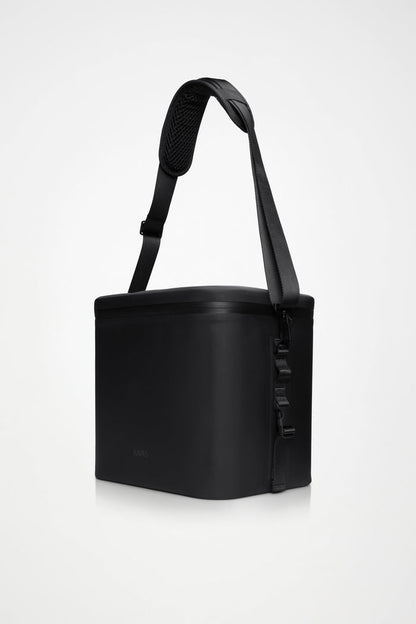 RAINS Cooler Bag Black 13L H30 x D26 x W33 cm Coolerbag