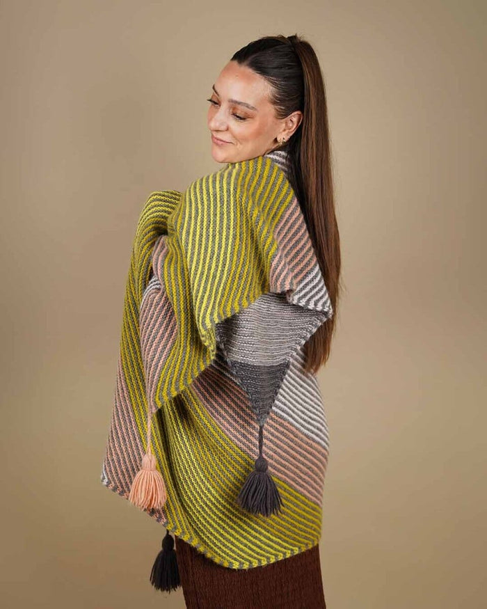 Cozy blanket or scarf by Önling, knitting pattern