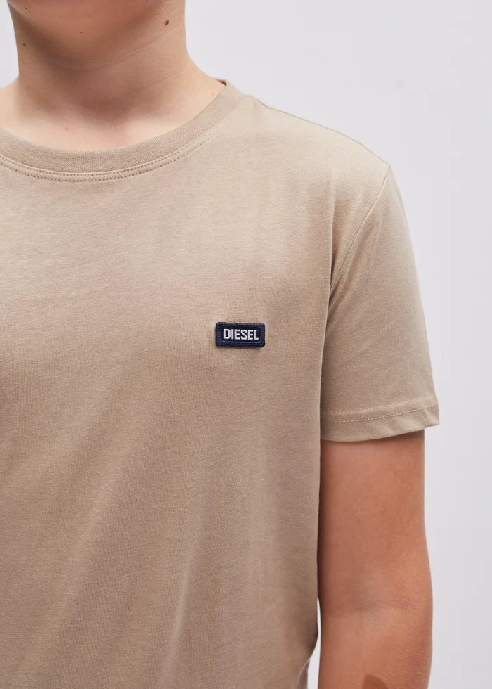 Dane Tee Sand