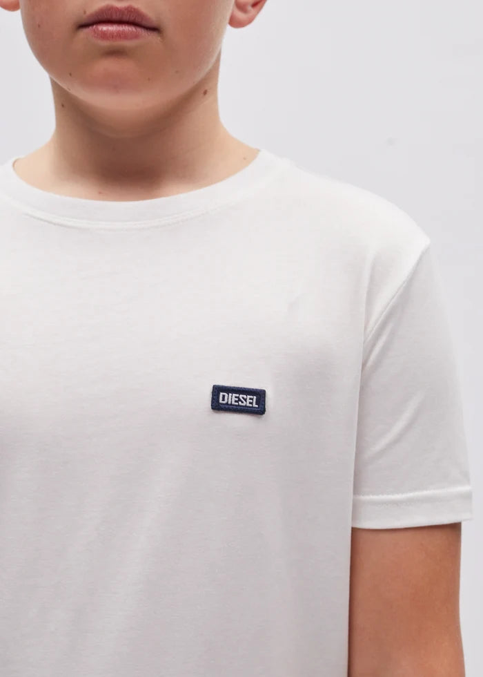Dane Tee White