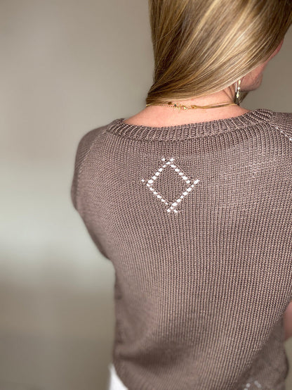 Danish - DiamondLine Tee VNeck