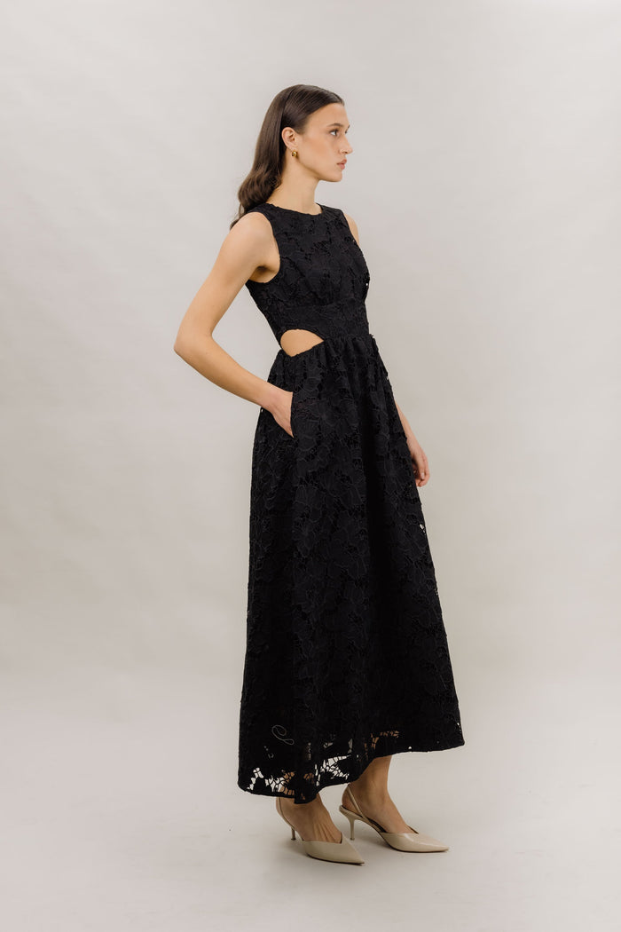 Urban Pioneers Female Donata Dress DRESS BLACK