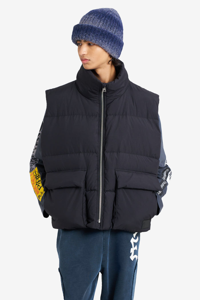 ETUDES STUDIO DOWN JACKET SLEEVELESS BLACK 3