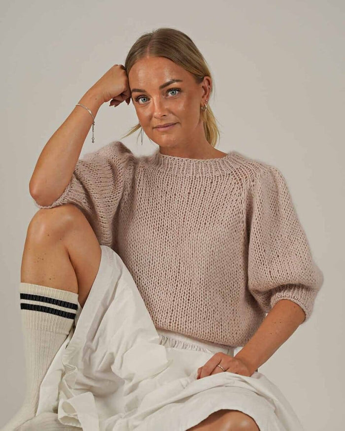 Chunky T-shirt on large needles by Önling, No 4 + silk mohair knitting kit