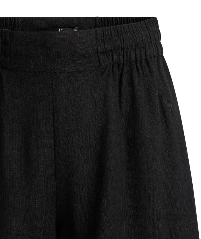Urban Pioneers Female Edda Shorts SHORTS BLACK