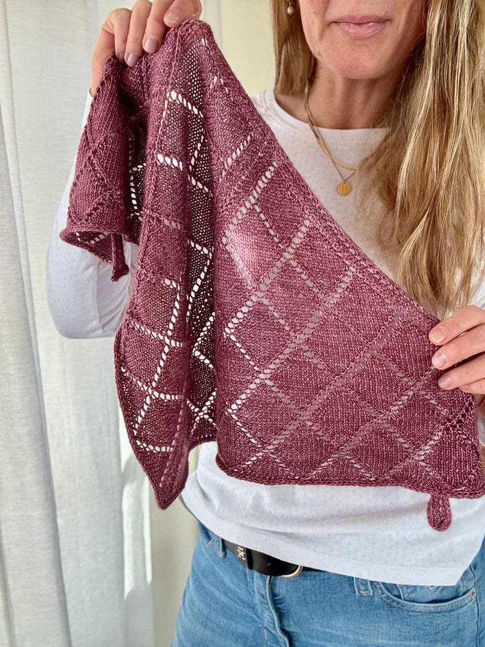 English - DiamondLine Scarf