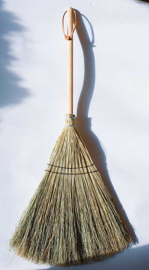 Farmhouse Broom : Small