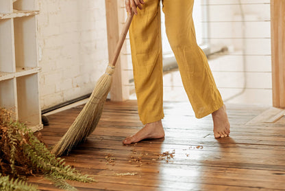 Farmhouse Broom : Small