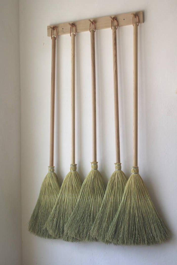 Farmhouse Broom : Small