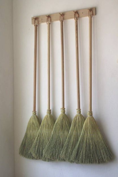 Farmhouse Broom : Small
