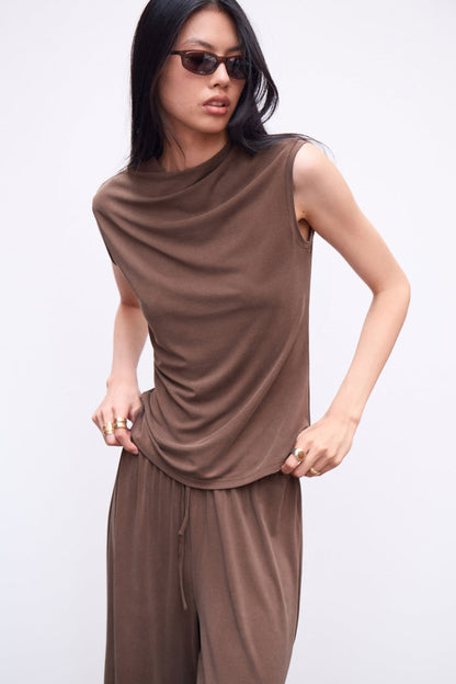 DARK BEIGE