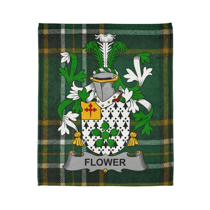 Green Tartan Pattern Blanket with Flower Crest Design