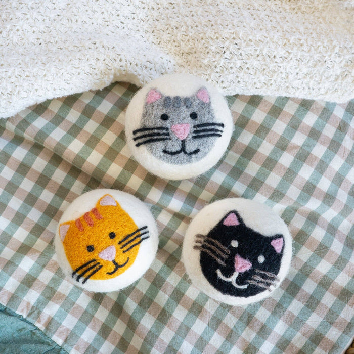 Grey Tabby Cat Dryer Ball