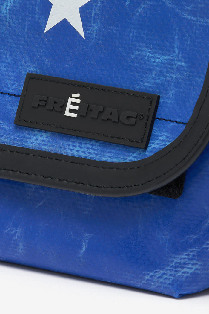 FREITAG + ETUDES STUDIO HAWAII FIVE 0 BLUE 4