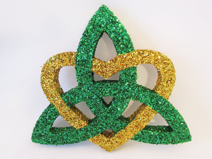 Irish Love Knot Cutout