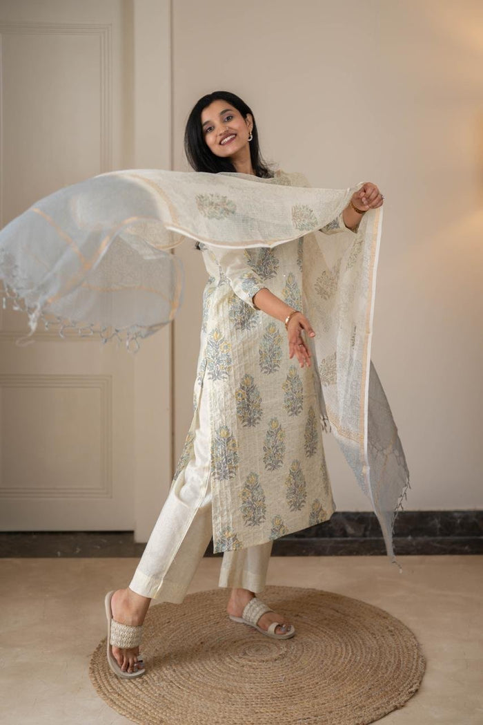 Jyotsna Kota Doria Dupatta Set