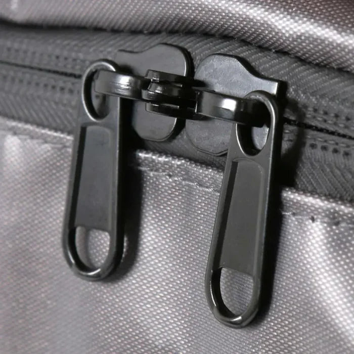 Lifeventure Heavy Duty Dry Bag Duffle 60L lockable double zipper close-up