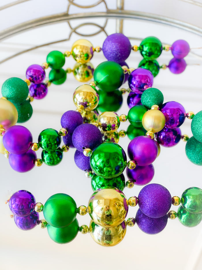 Mardi Gras Ball Garland
