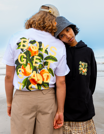 PEACHES WHITE TEE