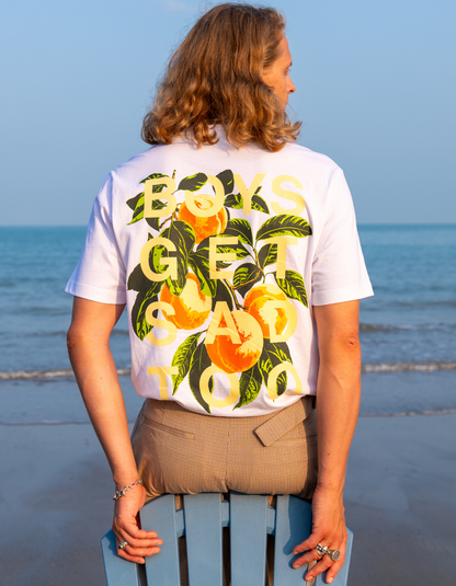PEACHES WHITE TEE