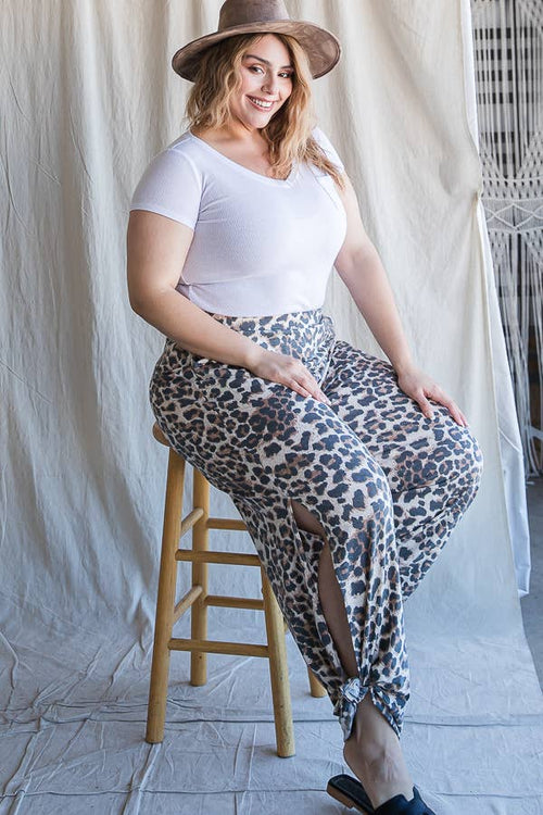 [PLUS SIZE]Leopard Print Side Slit Ankle Tie Pants
