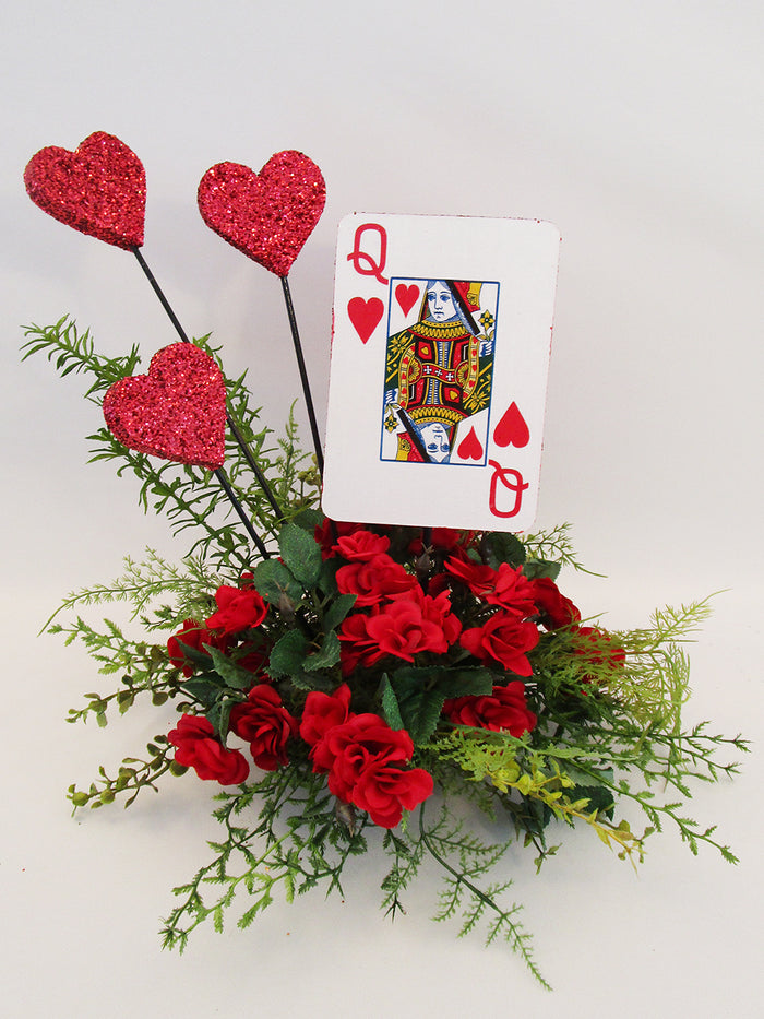 QUEEN OF HEARTS TABLE CENTERPIECE - DESIGNS BY GINNY