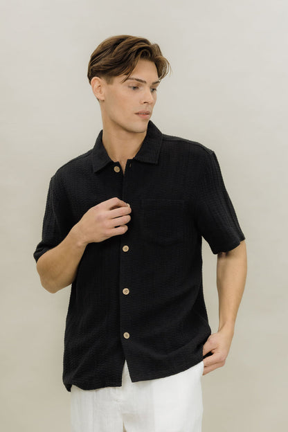 Urban Pioneers Male Reggie SS Shirt SS SHIRT BLACK