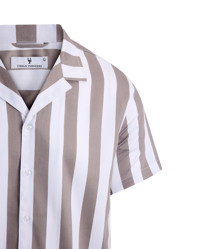 Urban Pioneers Male Rodrigo SS Shirt SS SHIRT CHOCOLATE CHIP