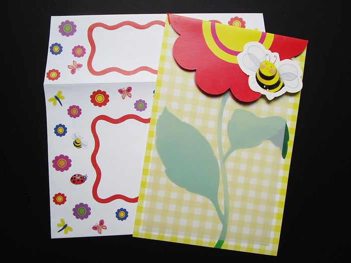 Sunflower and Bee invite - Designs by Ginny
