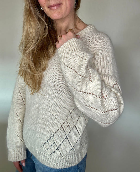 Swedish - DiamondLine Sweater VNeck