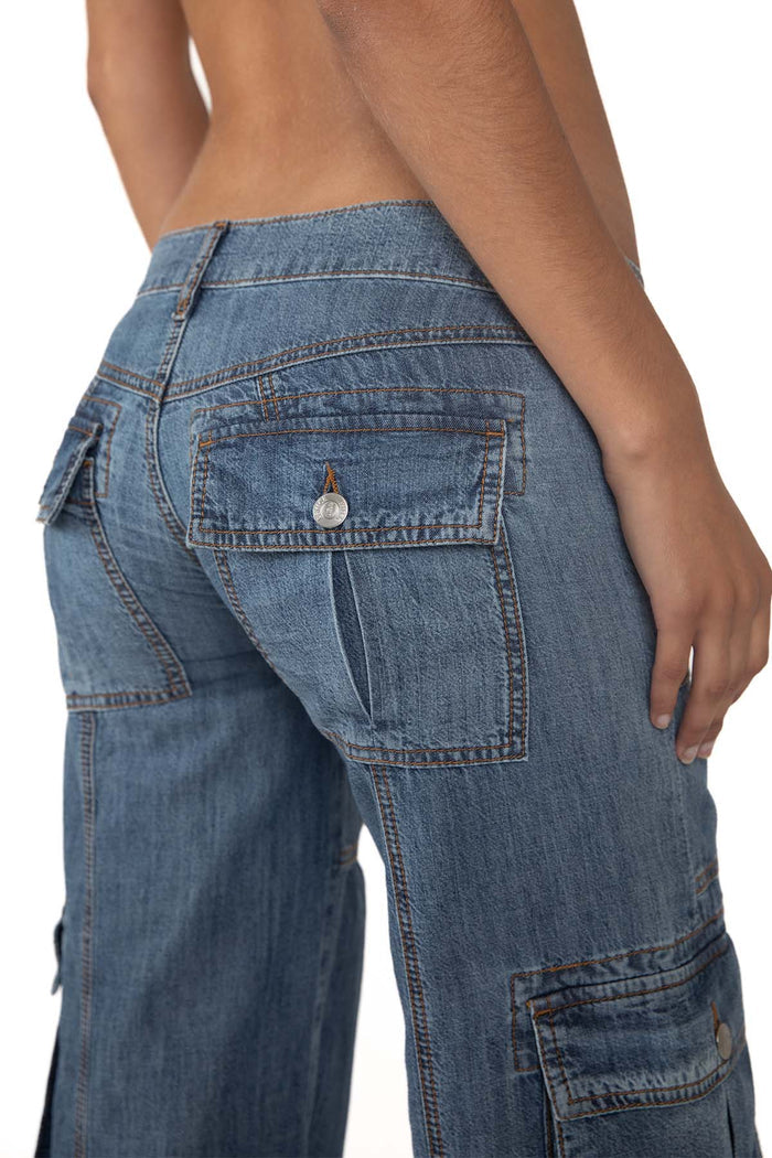 The Amelia Pant / Phoenix