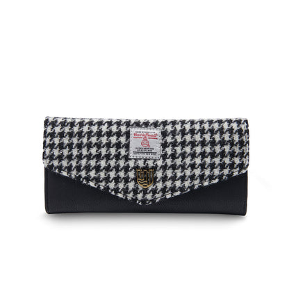 The Large Clasp Wallet