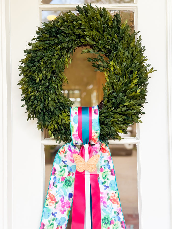 The Papillon Garden Tea Leaf Wreath