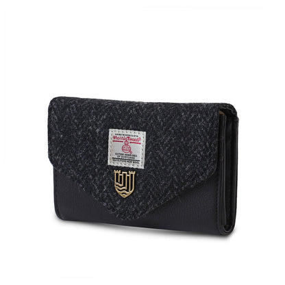 The Small Clasp Wallet