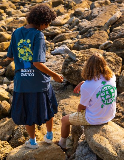 TURTLE WHITE TEE