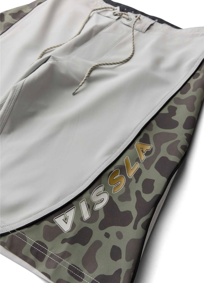 בגד ים VISSLA | DOUBLE UP 21" BOARDSHORT