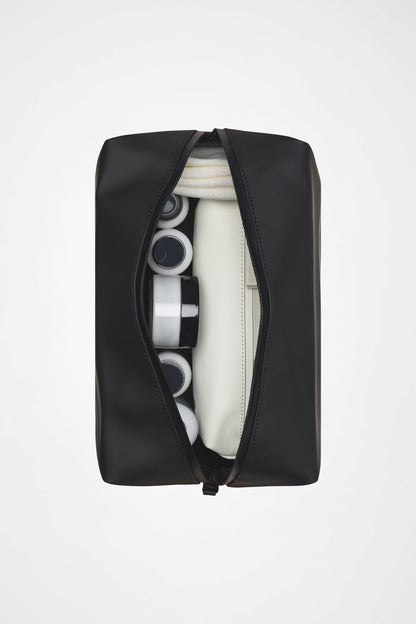 RAINS Wash Bag Large Black 6.70L H17 x D14.50 x W27 cm Wash Bag