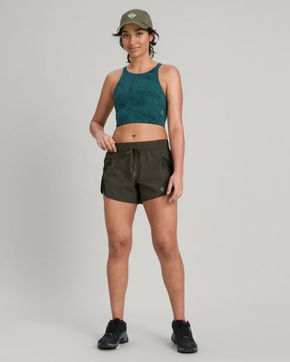 a1722_586_wdn_energy_womens_4_inch_shorts_b_1744346334000